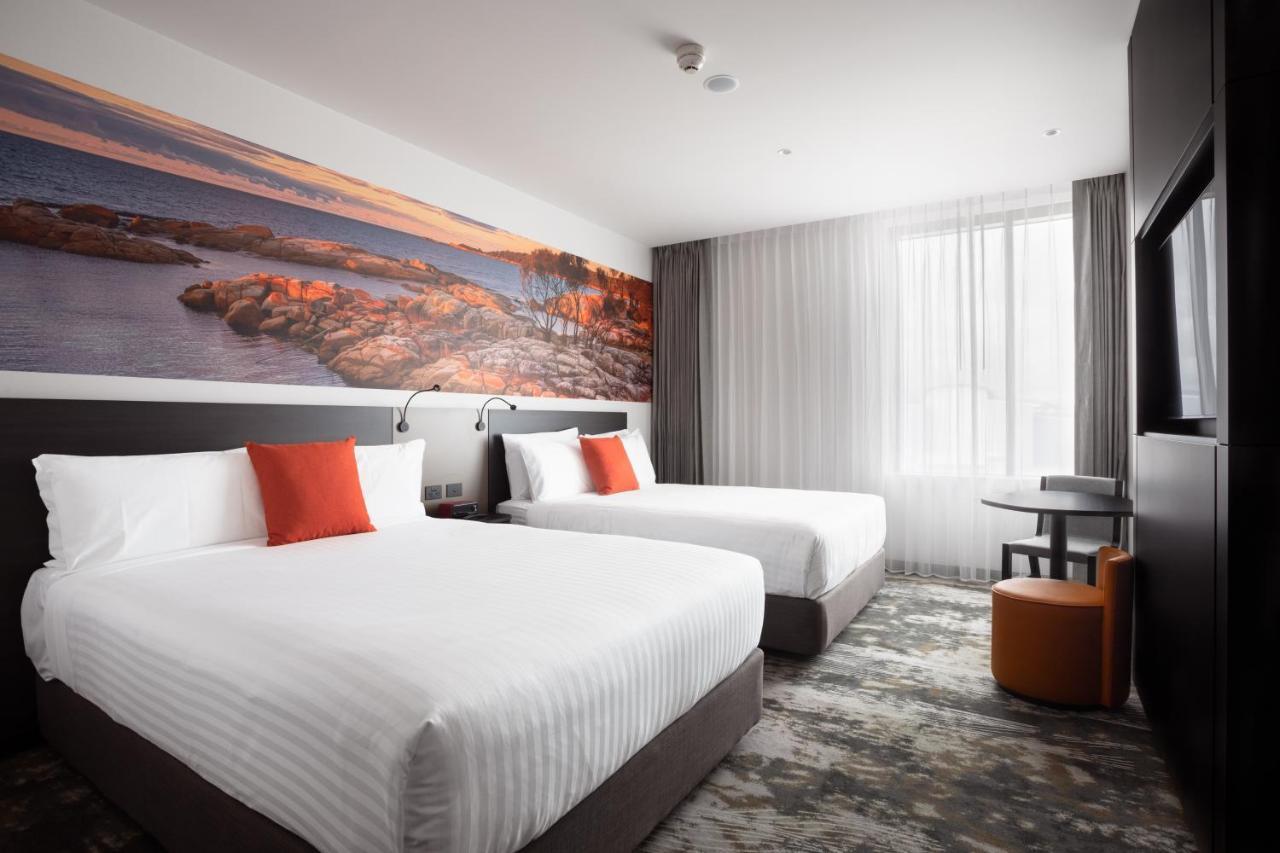 Novotel Devonport Exterior photo