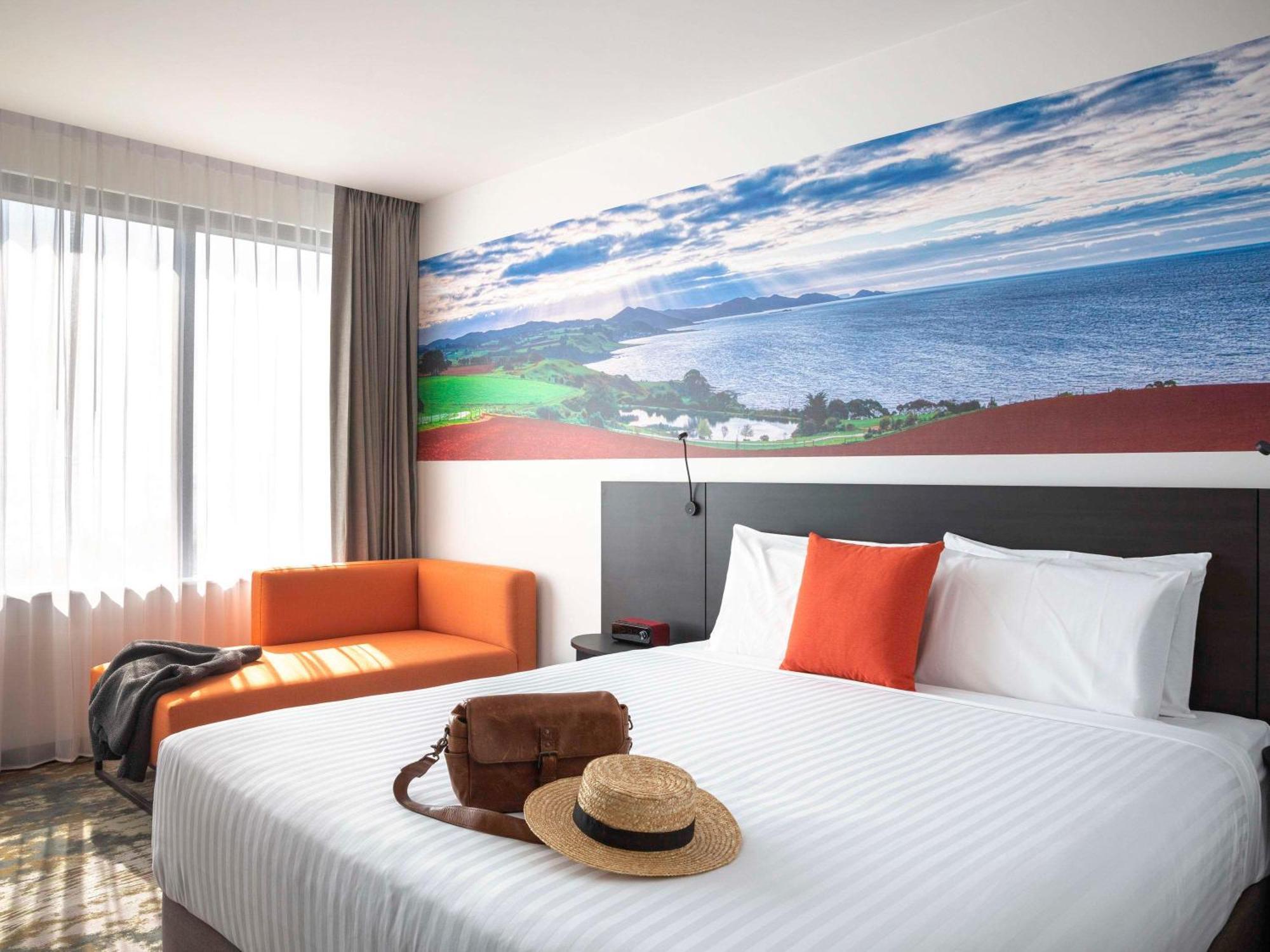 Novotel Devonport Exterior photo
