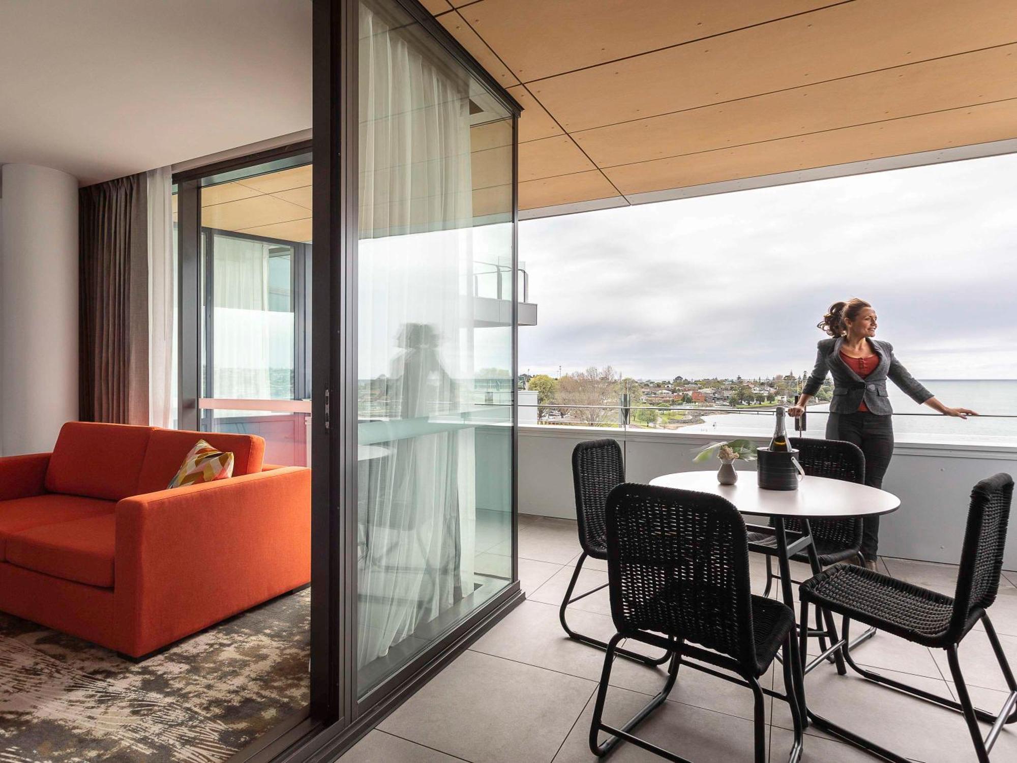Novotel Devonport Exterior photo
