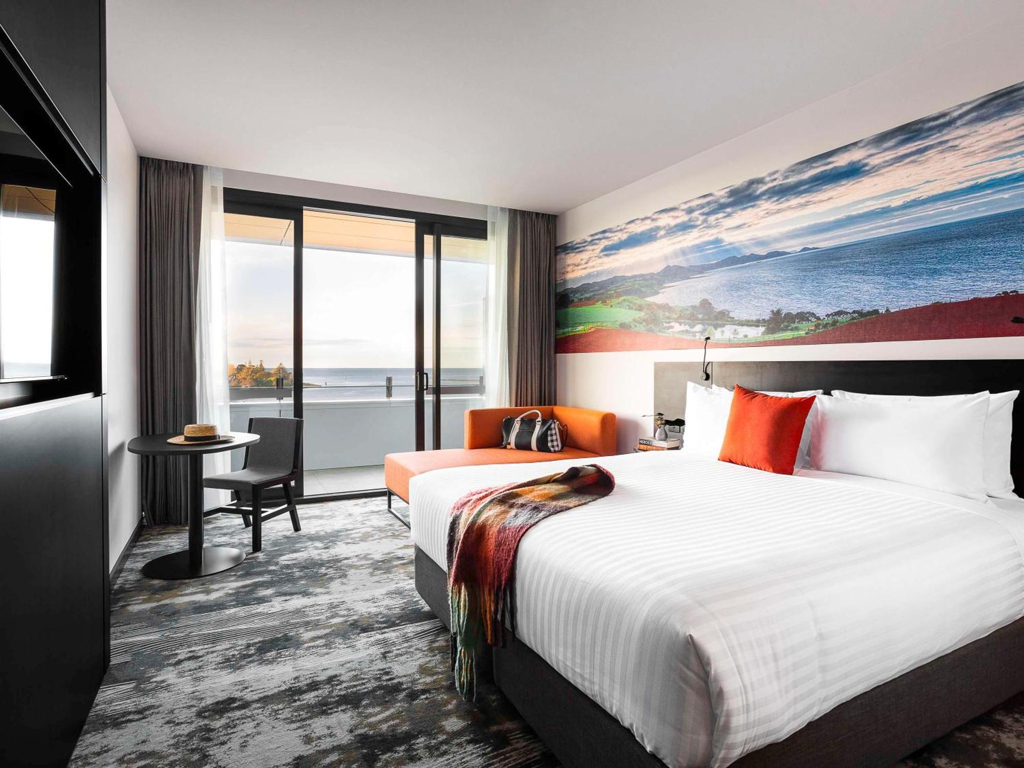 Novotel Devonport Exterior photo
