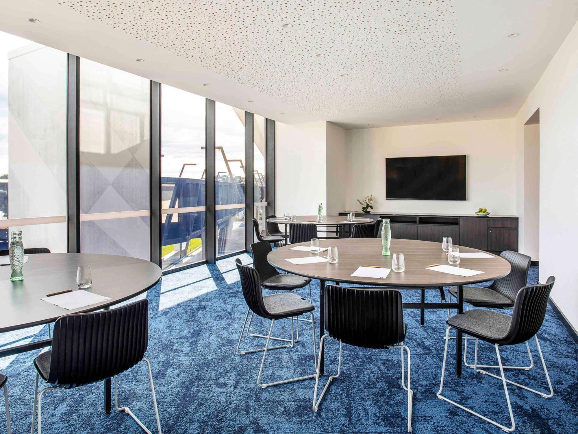Novotel Devonport Exterior photo